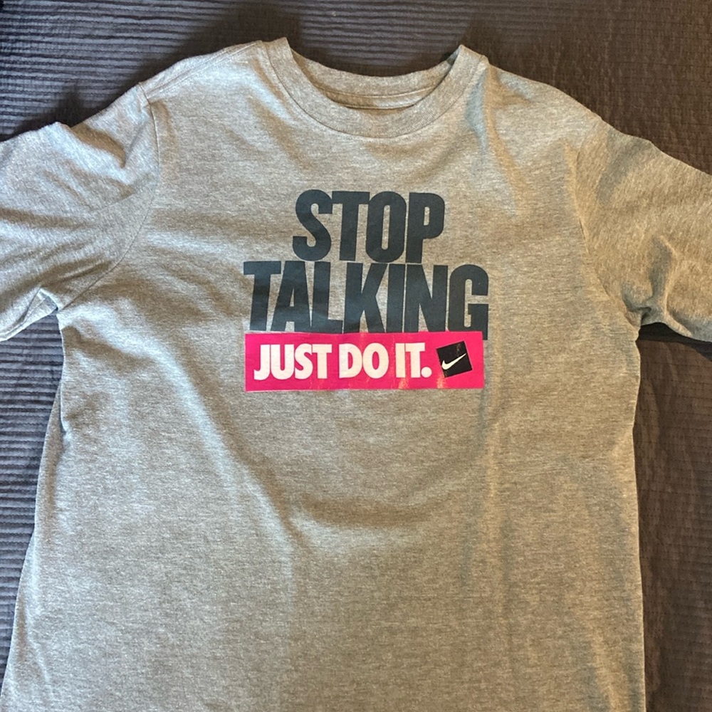 Nike Boys “Just Do It” tshirt- large